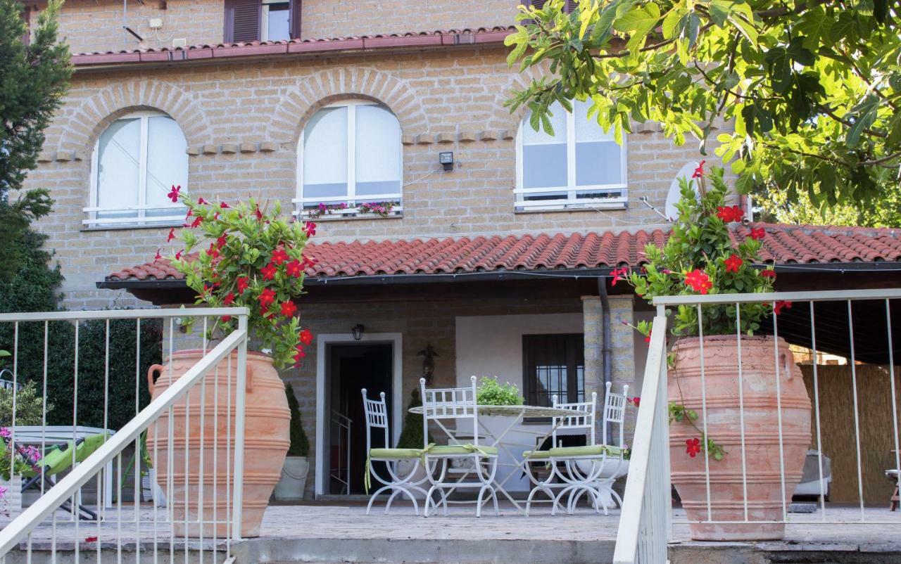 Le3sorelle Monterosi Extérieur photo
